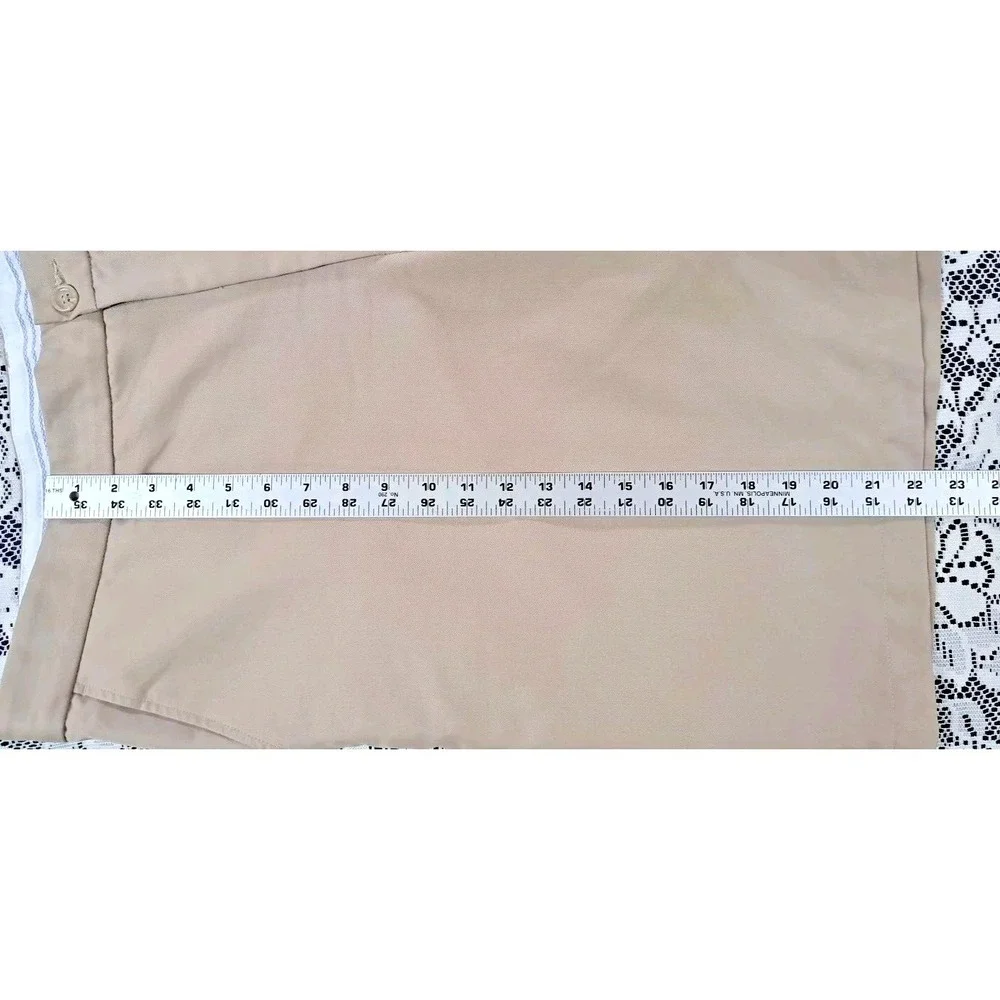 Greg Norman Golf Shorts Men Sz 42 Tan Flat Front Slash Pockets Polyester Pre-own